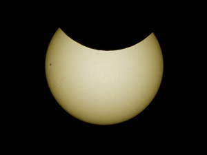 Deux éclipses pour ce mois de Mars.